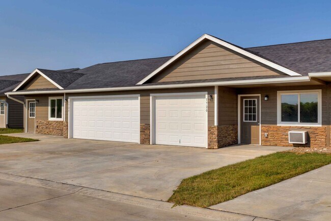 Foto del edificio - 2 Bedroom, Single-story Townhomes for rent...