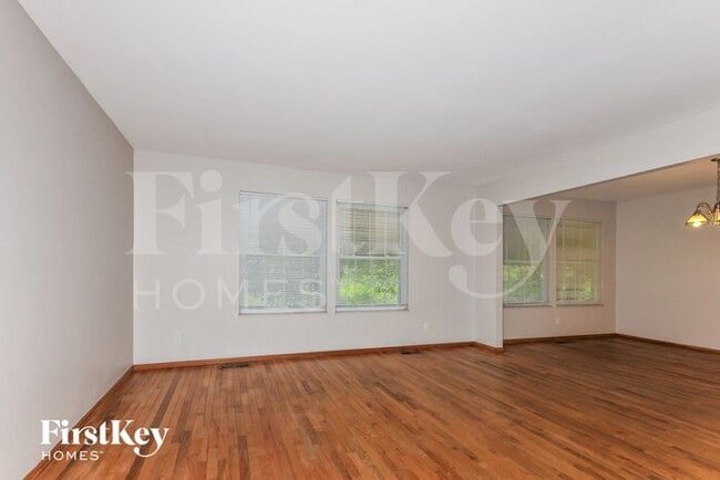 Foto del edificio - 11259 Prentice Dr