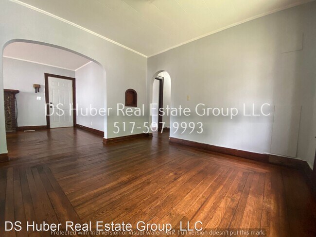 Building Photo - 3 br, 1 bath House - 616 W Mt. Hope