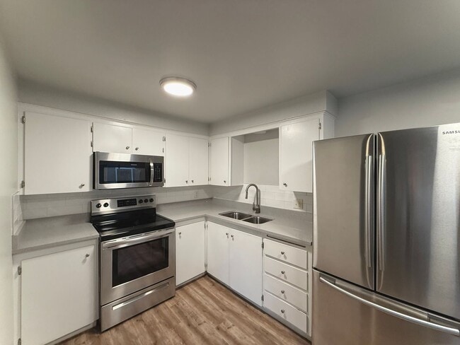 Photo - 1 Bedroom Apartment Available February 1st