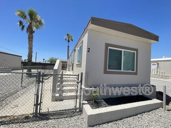 Building Photo - 437 Riverfront Dr