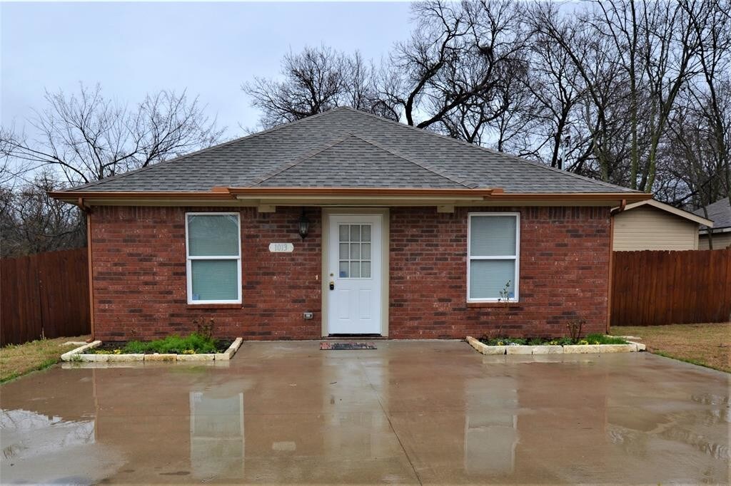 1013 N Montgomery St, Sherman, TX 75090 House Rental in Sherman, TX