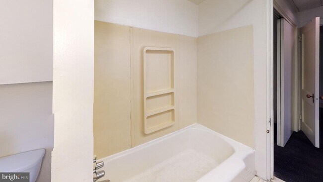 Building Photo - 3314 Arch St