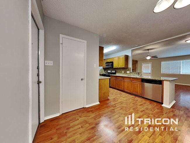 Building Photo - 3714 Kingston Vale Drive Houston TX