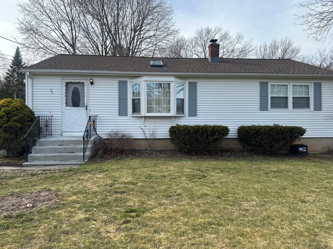 Foto principal - 33 Deer Run Rd