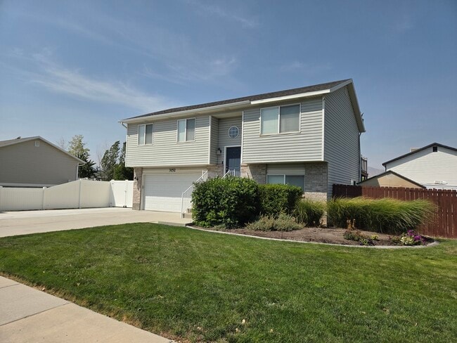 Foto del edificio - 3152 Marcrest Dr