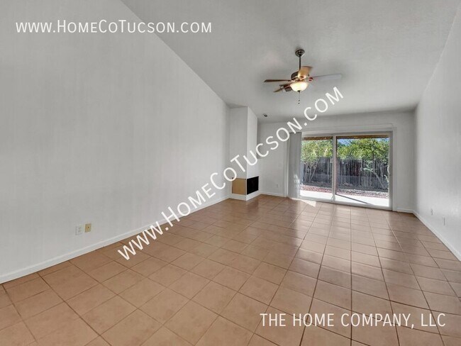 Building Photo - 2947 W Talara Ln