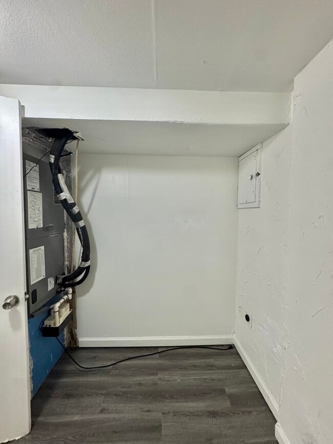 Foto del edificio - 442 Babb Dr