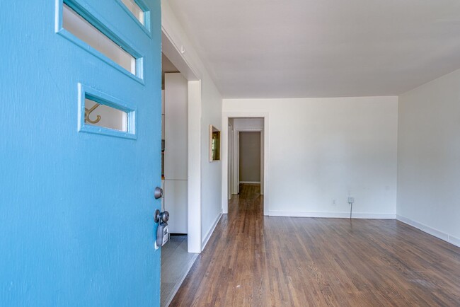 Foto del edificio - Amazing 3BE/1BA in East Nashville location!