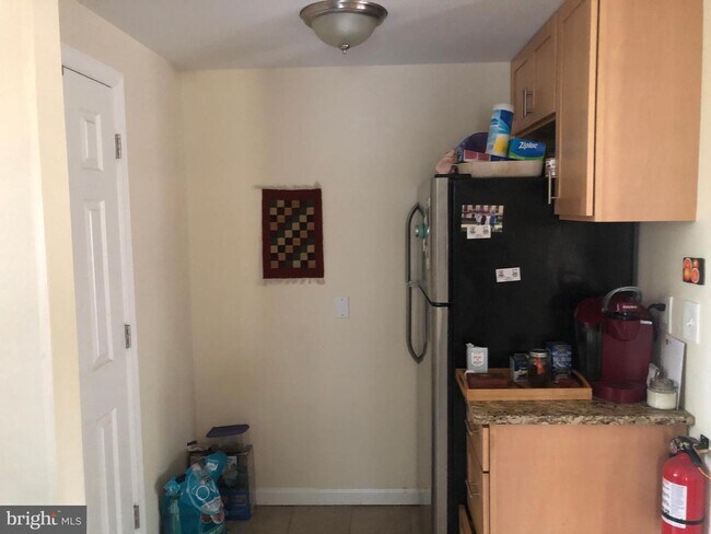 Foto del edificio - 128-130 Spruce Cir