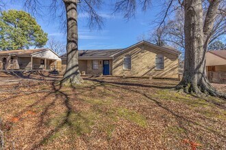 Building Photo - 8254 Whitebrook Dr