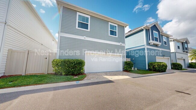 Foto del edificio - 7412 Beach Walk Place