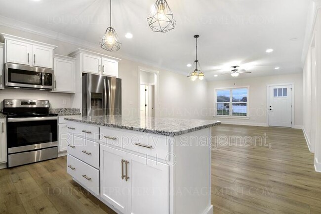 Building Photo - 6523 Ashley Springs Ct