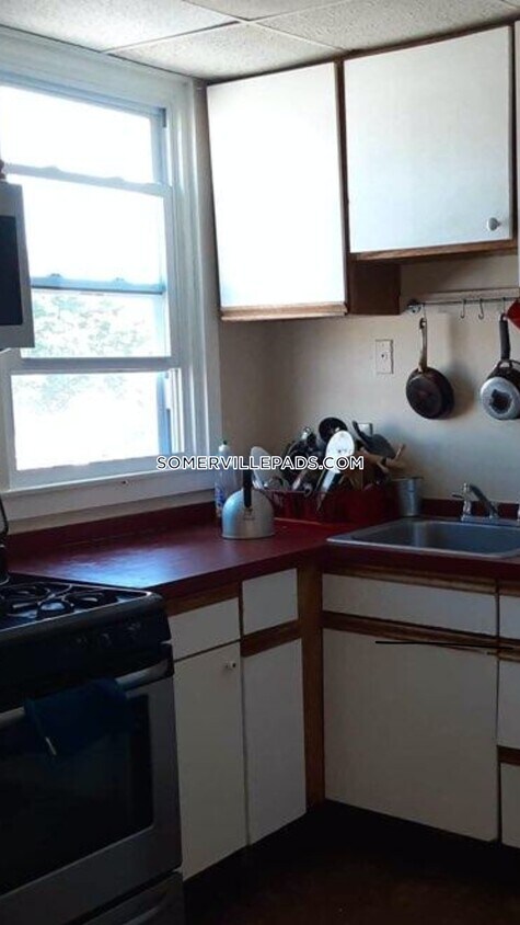 Foto principal - 324 Somerville Ave