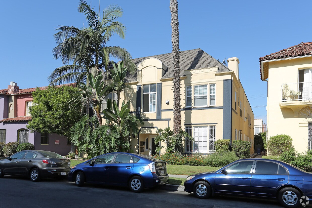 151 Apartments for Rent in Miracle Mile, CA Westside Rentals