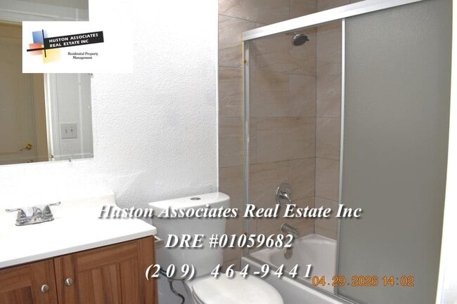 Building Photo - 1332 Lloyd Thayer Cir