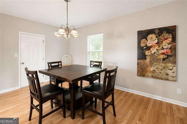 Foto del edificio - 809 Spencer St NW