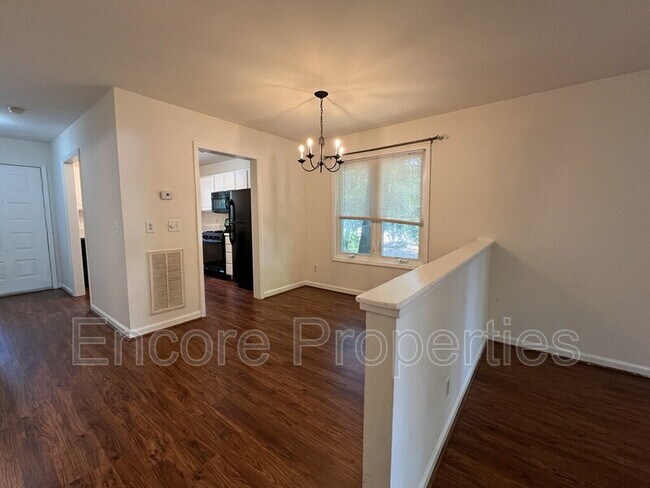 Foto del edificio - 4201 Sunscape Ln