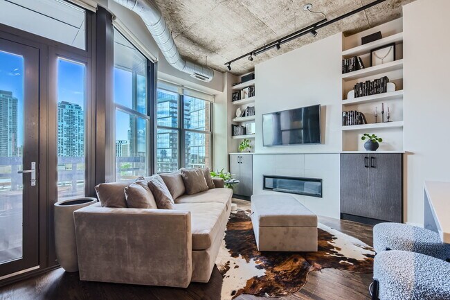 Foto del edificio - 849 N Franklin St
