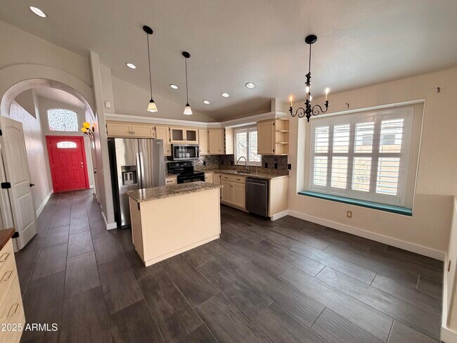 Foto del edificio - 8461 W Audrey Ln