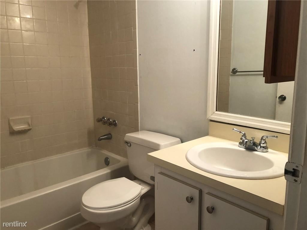 Building Photo - 1 br, 1 bath Condo - 281 S Hollybrook Dr
