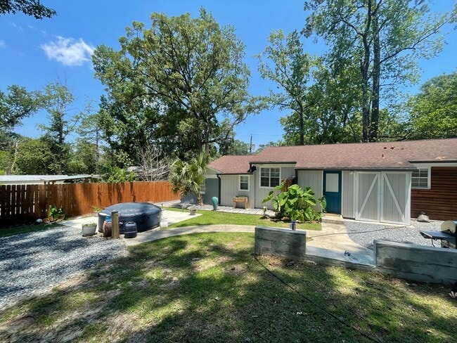 Photo - Remodeled 4/2 by Cascades Park House