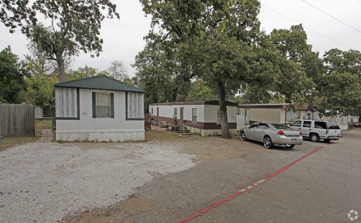 Primary Photo - Oak Haven Estates