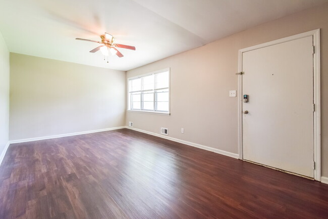 Building Photo - 4009 Castle St
