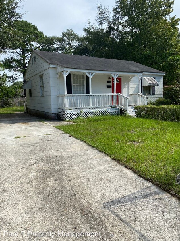 Primary Photo - 2 br, 1 bath House - 2210 Hawthorne St.