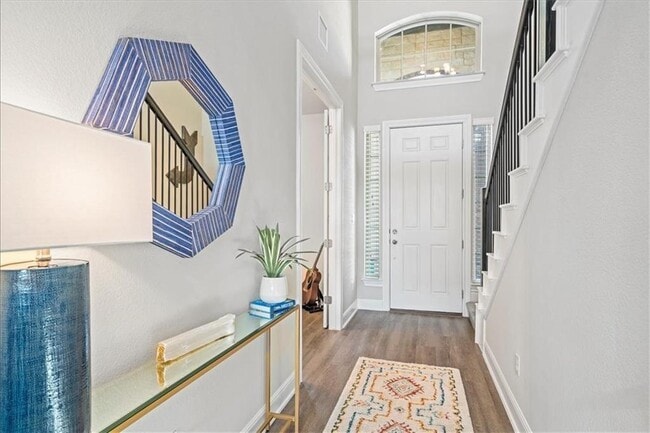 Foto del edificio - 2544 Granite Hill Dr