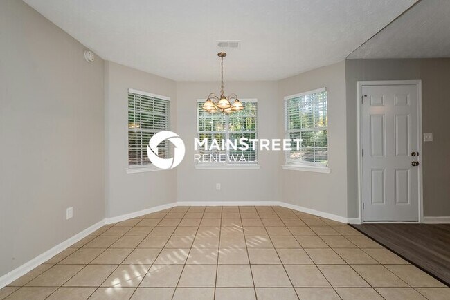 Foto del edificio - 3 Bedroom Pet-Friendly Home in Covington, GA with Main Street Renewal