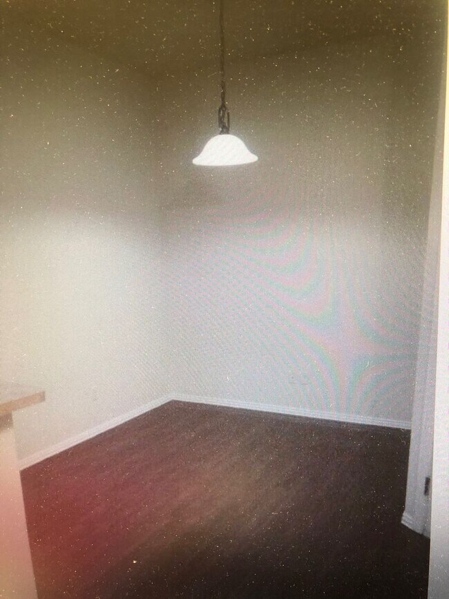 Photo - RAGLAND2113-15 Apartment
