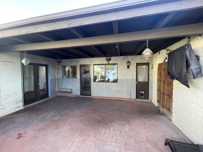 Foto del edificio - 2641 N Camino Valle Verde