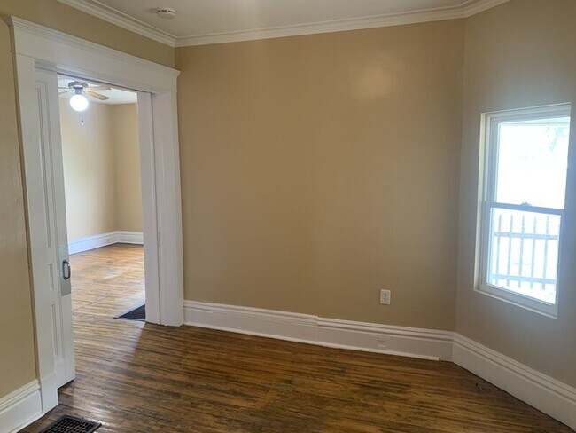 Foto del edificio - 1327 Jefferson Ave SE