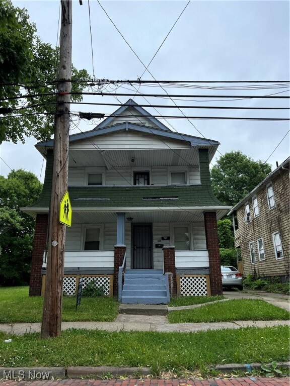 719 E 162nd St Cleveland, OH 44110 – photo 1