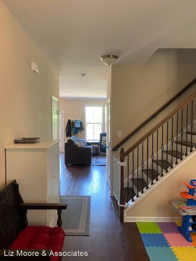Foto del edificio - 4 br, 2.5 bath House - 3627 Lavender Lane