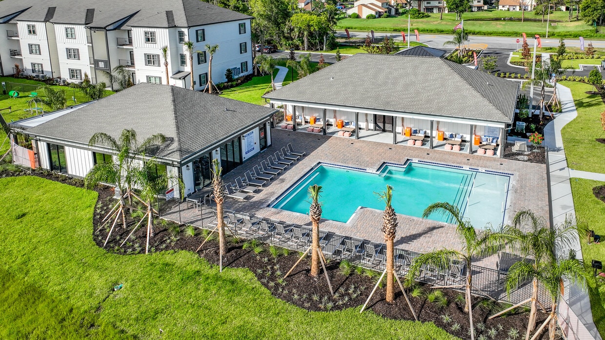 Pointe Grand Daytona Apartments 450 Jimmy Ann Dr Daytona Beach, FL