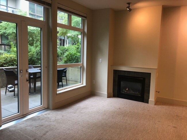 Building Photo - North Lake Union - Fremont Condominium