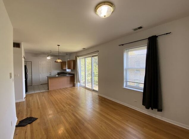 Foto del edificio - 3425 W Shakespeare Ave