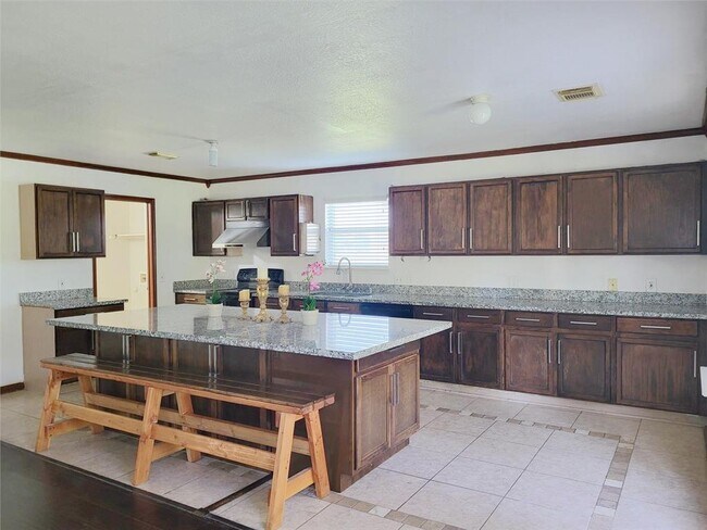 Building Photo - 4707 Meadowthorn Ct