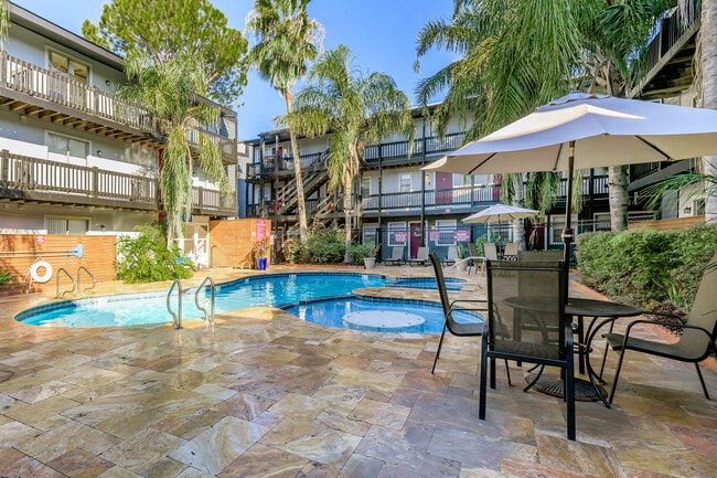 Building Photo - Margeaux Metairie