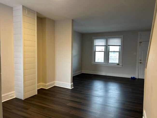 Foto del edificio - Updated 3-Bedroom, 1-Bathroom Home in Lanc...