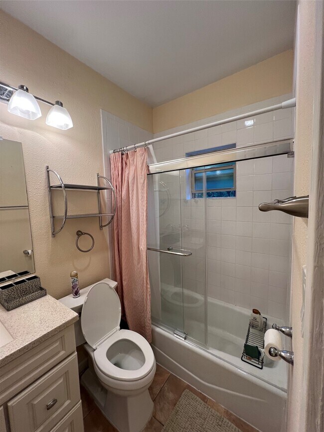 Foto del edificio - 2414 Longview St
