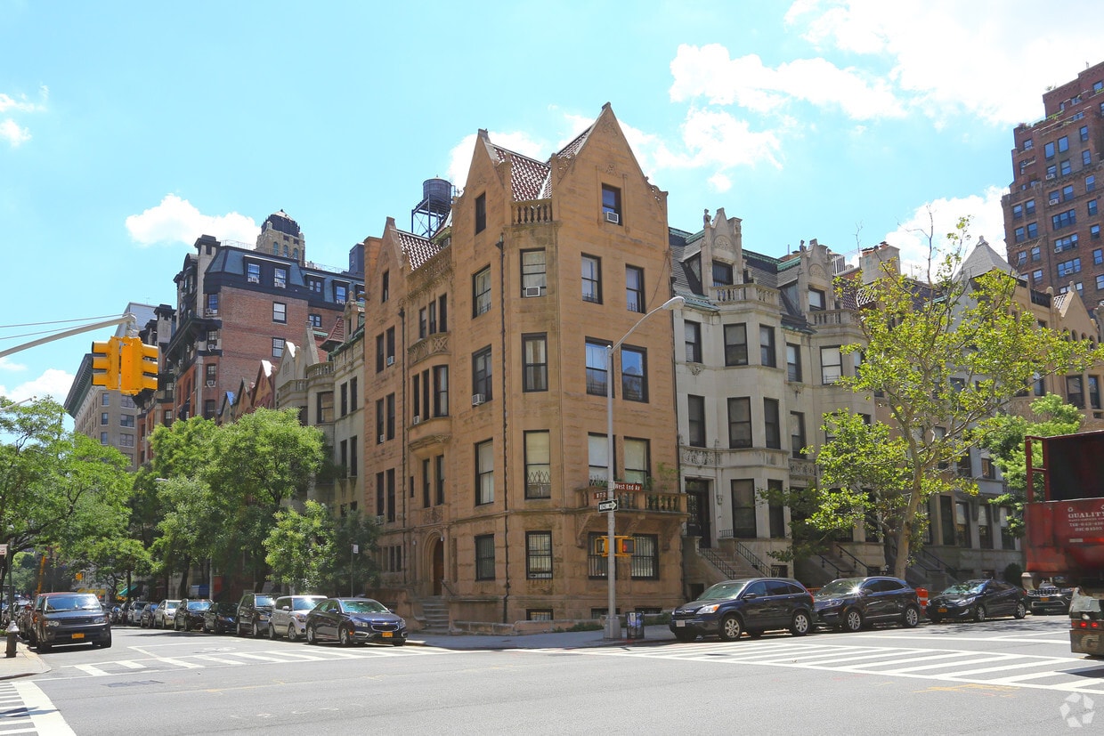 Primary Photo - 358 W West End Ave