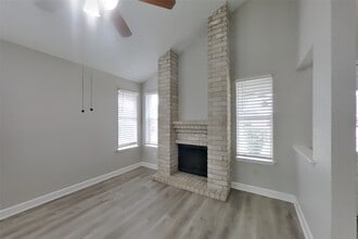 Building Photo - 16126 Barbarossa Dr