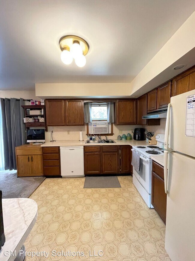 Building Photo - 3 br, 1.5 bath House - 108 Foxbury Drive
