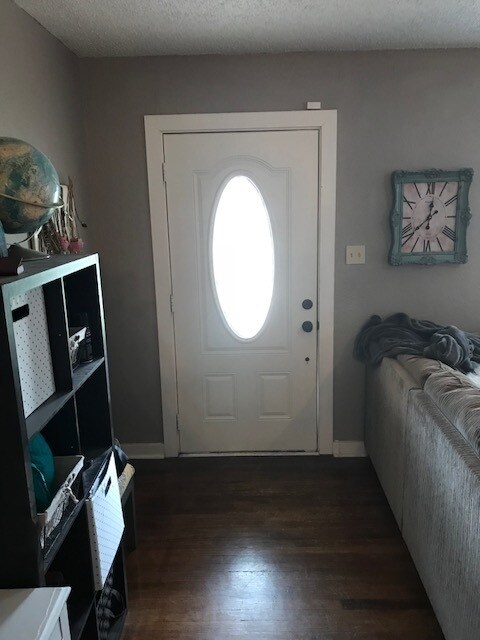 Foto principal - Adorable Updated Classy with all appliances