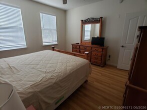 Building Photo - 276 Murcia Dr