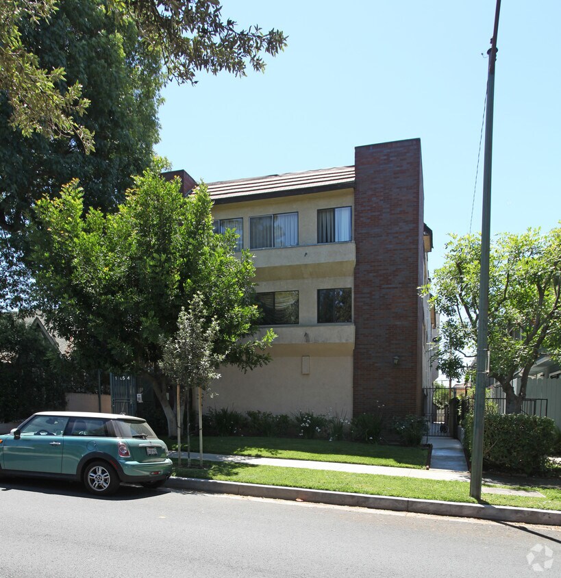 Building Photo - 1054 Allen Ave
