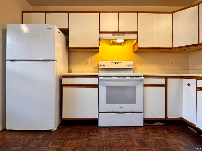 Foto del edificio - 1176 Rose Arbor Ct